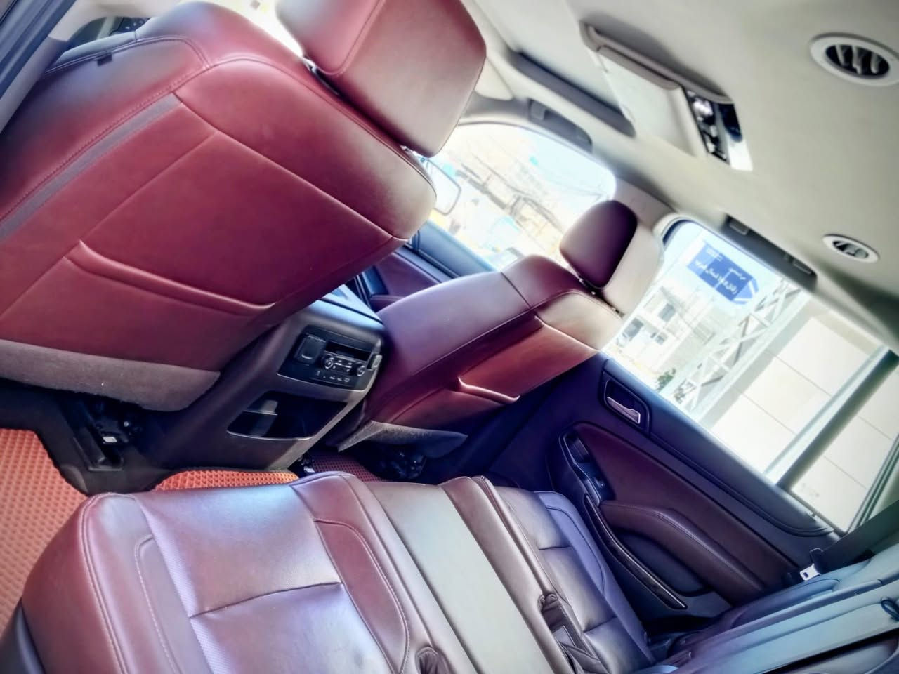 السلام عليكم تاهو موديل 2020خليجي بريمر كفاله عامه مواصفات بصمه فتحه كشنات جلد كشنات كهربائية شاشه تحكم ستيرن جهتين ردرات حداديه خلفي امامي جديده كهربائية فول شغال تبريد تدفه 3قطع شاير بل مري سعر 410 وبيه مجال بسيط العنوان كربلاء مجمع الغدير ***********
