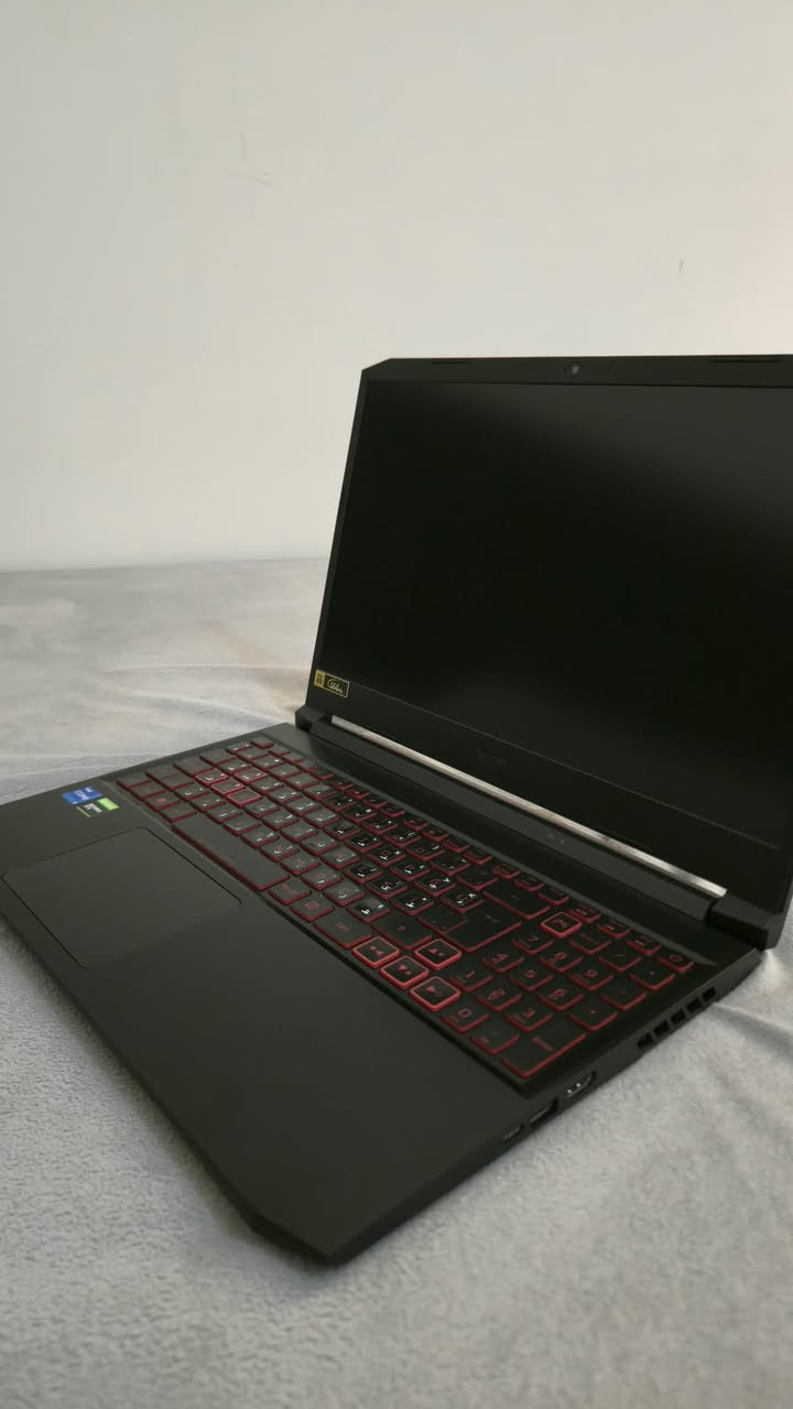🔥 لابتوب قوي وسريع للبيع🔥

💻 المواصفات:

▪️ المعالج: Intel Core i5-11300H 

▪️ كارت الشاشة: NVIDIA GTX 1650 4GB

▪️ الرامات: 32GB DDR4 3200 🔥 (ممتازة للمونتاج وتعدد البرامج)

▪️ التخزين: 500GB "قابل للتطوير"

📍 البيع داخل أربيل

💰 السعر: 650,000 دينار

الجهاز مستخدم بشكل بسيط استخدام شخصي

📩 للتواصل والاستفسار: ***********
