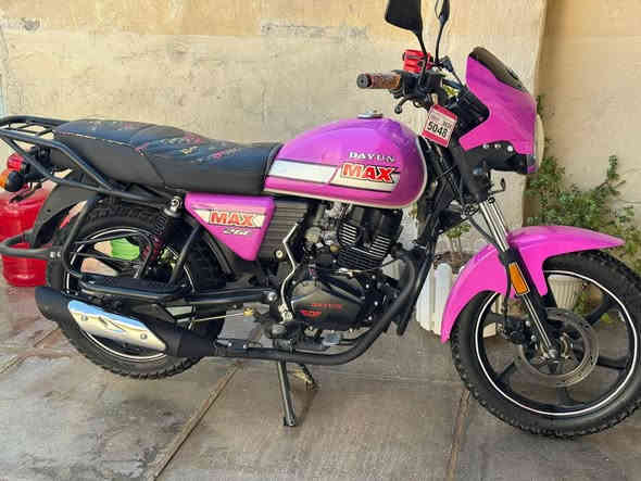 دايوان 2023
سنويه. وارقام انكليزي.باسمي 
***********
***********
كوت الشهداء 
سعرها 2400وبيها مجال
