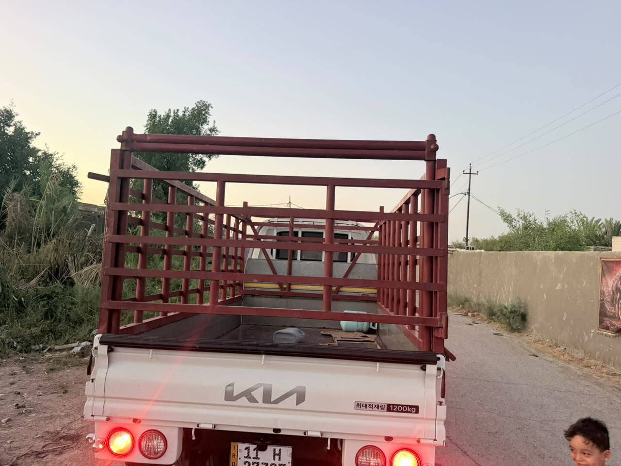 سلام عليكم محجر جديد اللبيع كيه فحل محجر كارتون العنوان واسط السعر ٥٥٠الرقم ***********
