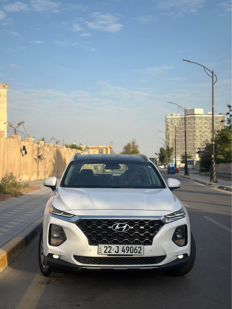 السلام عليكم 
هواندي سنتافيا
2019 خليجي
بصمه
7 راكب
3 قطع تبريد
لايت لد
بكلايت لد
لد نهار
كشنات ثنين كهرباء
داخل قرميدي
السياره بيها بارد بلباب 
وبيها بطش واكع ع قماره⚠️
رقم اربيل تحويل ثاني يوم
السعر176 وبيها مجال حك الجيه
*********** بغداد, العراق
