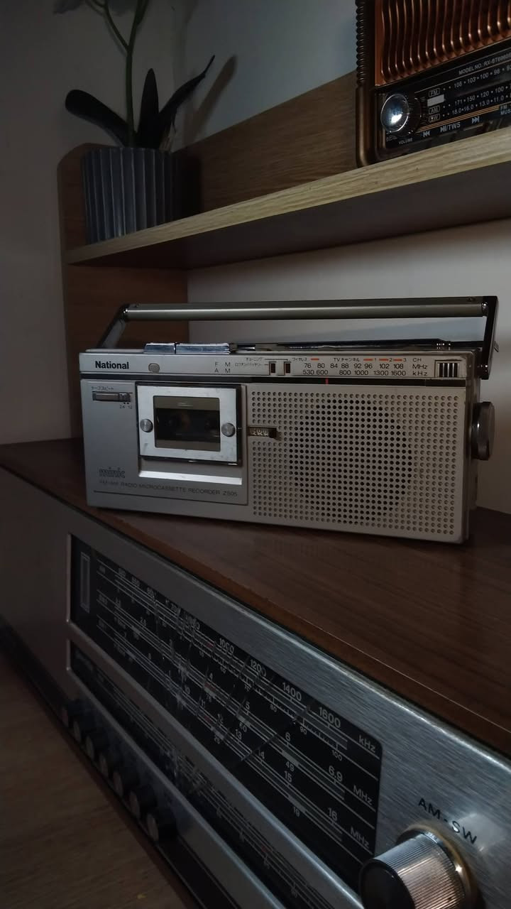 مجموعة اجهزة منوعة مختلفة للبيع
شرط العمل والنظافة بدون اي خلل او صيانة


**إذا كنت صاحب هذا الإعلان وتريد حذفه لأي سبب، رجاءا أرسل رسالة إلى الدعم الفني**