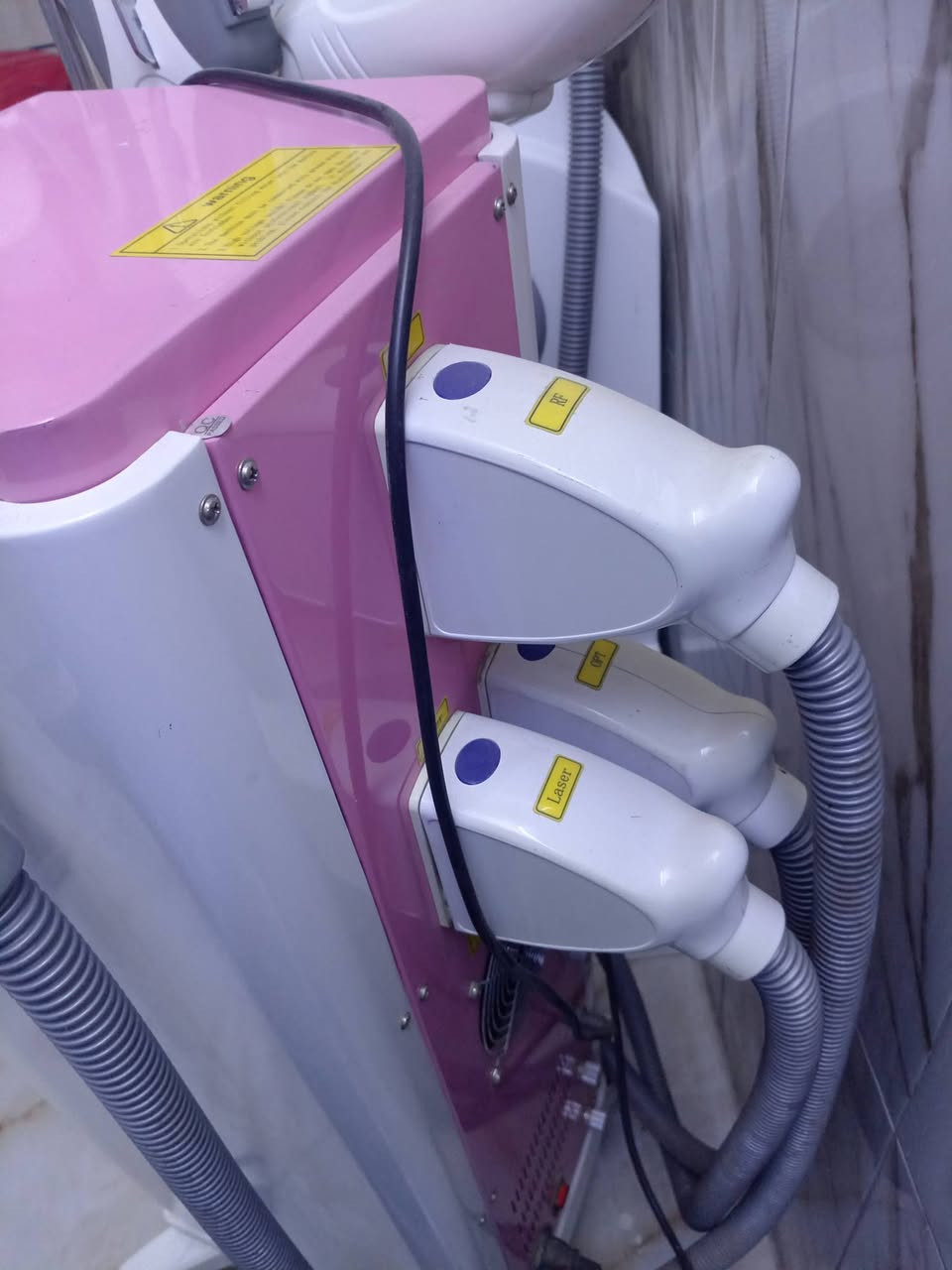 للبيع ٣ هاند شاشه دجتل مستخدم قليل مع كافه ملحقاته مكان المشتل ملون


**إذا كنت صاحب هذا الإعلان وتريد حذفه لأي سبب، رجاءا أرسل رسالة إلى الدعم الفني**