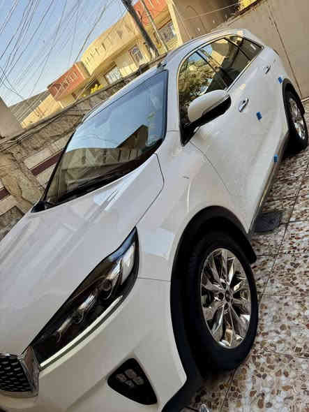 السلام عليكم سورنتو 2020 خليجي فول موصفات  عدا الفور ويل مكفولة كفالة عامة السيارة جديدة و بوضع الشركة موصفات 4 كامرات بانوراما بصمة صندوق كهرباء هندبريك بصمة حساسات امامية خلفية ٦سلندر ٧ راكب ٣ قطع تبريد كشنات كهرباء شاشة كبيرة كامرة خلفية اوتو هولد مانع انزلاق وباقي الموصفات المعروفة السيارة رقم جديد هزة جديدة كلشي ما تحتاج السعر 275 وبيها مجال حك الجية المكان بغداد السيدية رقمي ***********
