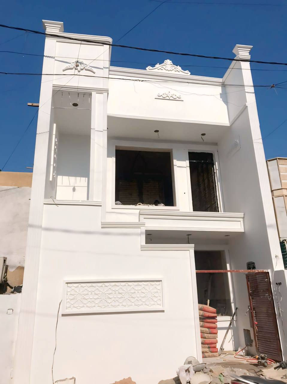 السلام عليكم
خلفة لبخ ونثر و واجهيات 
شغل درجه اولى، متفرغ للعمل، ال يحب يتصل ***********
او يتفضل خاص.
