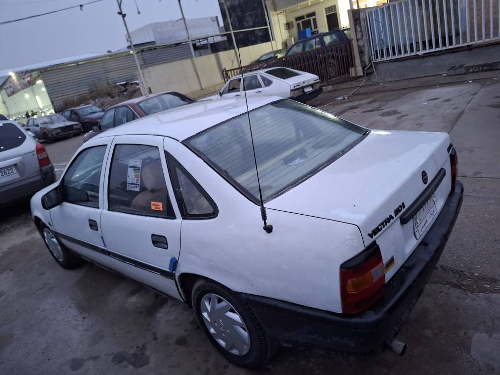 فکترا سعر23$ورقە
مودل 1989 
محرک 20گیر عادی
رقم کرکوک الیف سنوی عاج
بیها 700الف غرامە نزل عل سعر
شرط تحویل وکالە 
مکینە گیر جاهز
مکان سیارە کرکوک رحیماوە
***********
*********** كركوك, العراق
