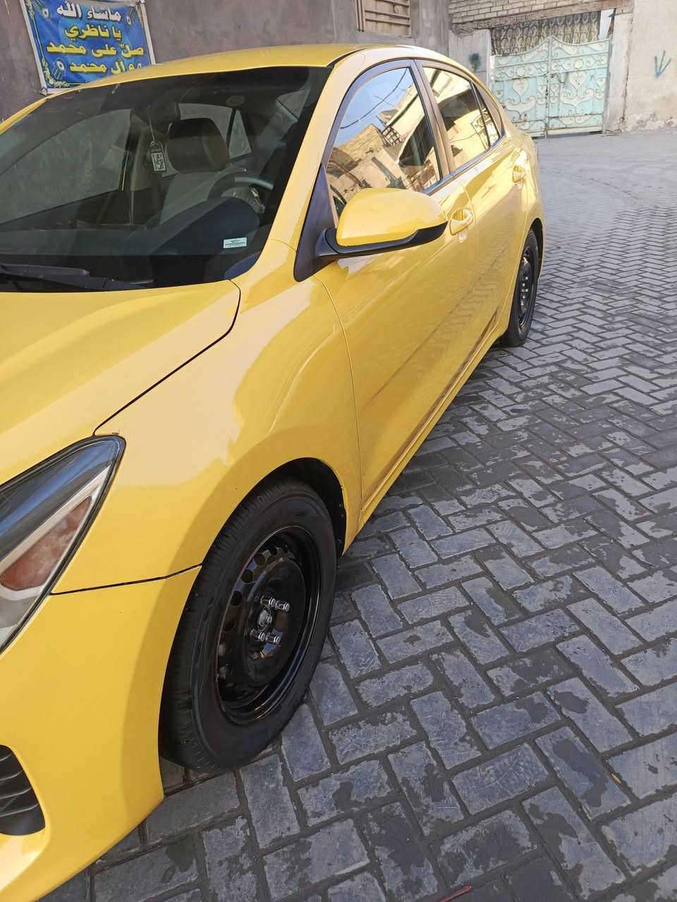 السلام عليكم من رخصت الادمن لبيع سياره كيه ريو موديل 2020 وارد امريكي سياره كله ليبل  حادثه حلو داعاميه وشويه طرف بنيد فقط إرباك دركه رقم بغداد إنكليزي بسمي مكينه دوش 8 نوزل منضومه غاز تخم تايرات دوشمه عام سعره 125 ورقه وبيه مجال مكاني بغداد مدينه الصدر رقم اتصال ***********
