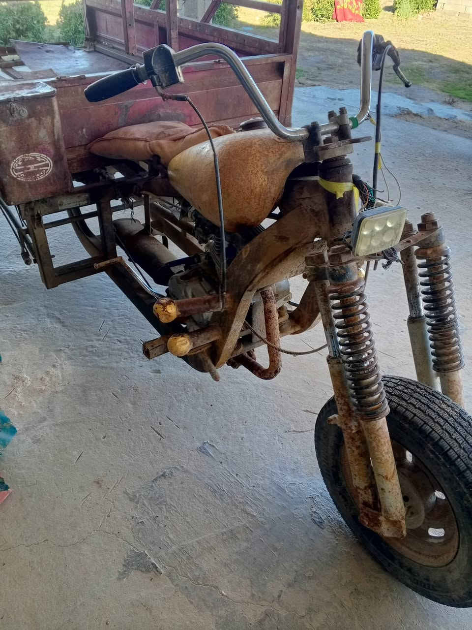 سلام عليكم ستوته البيع المكان بابل جبله  ☝الرقم ***********
