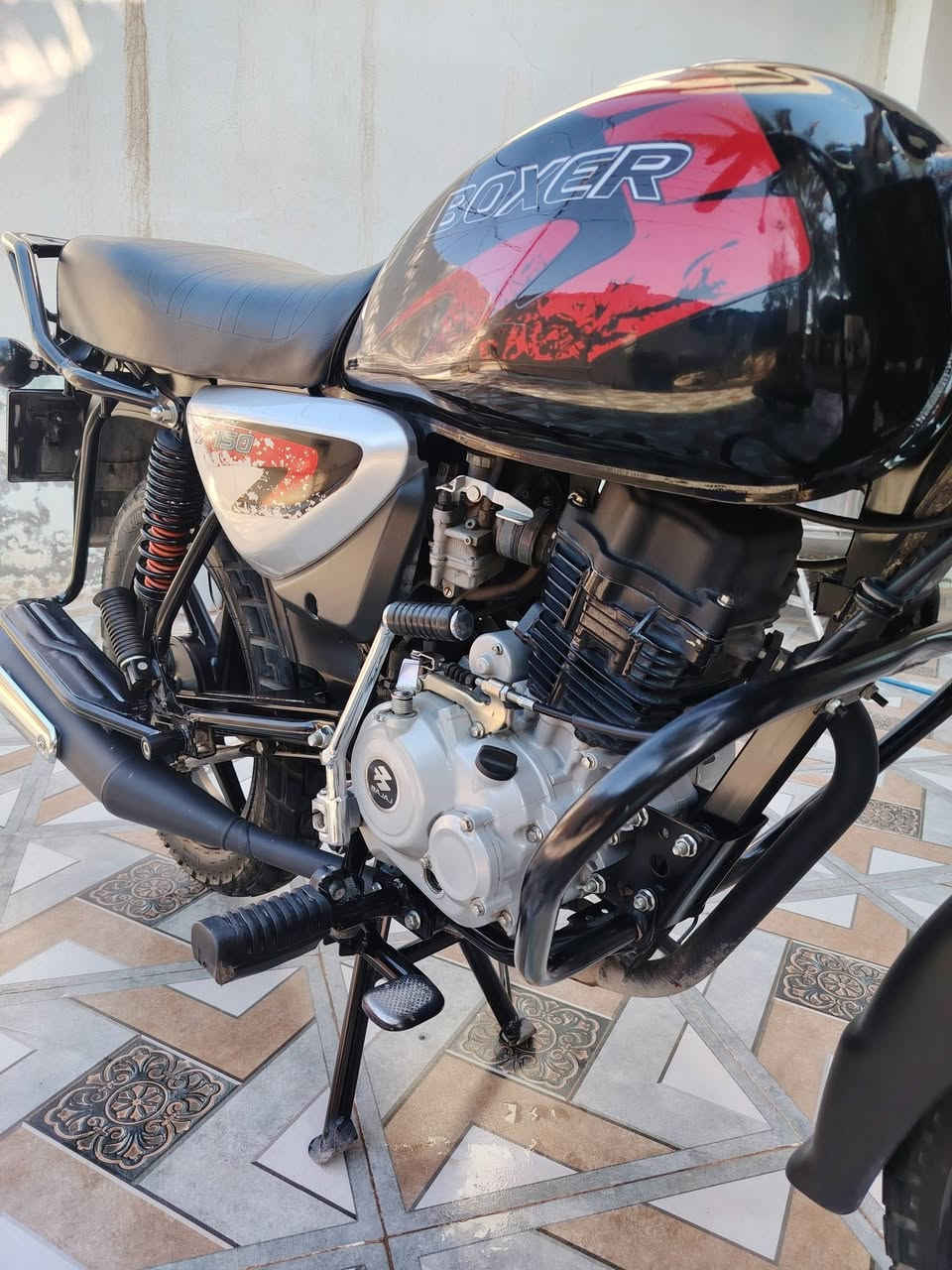 بوكسر موديل 23 نازله بـ25
ماشيه 15 ألف حقيقي
رقم ديالى بأسمي
***********
