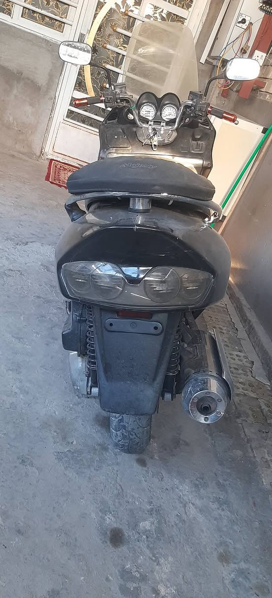 فورزه 0.6 مامفتوحه وكلها شغاله.
دبلات جدد. 

تايرات جدد. 

كهربائيات كلهن يشتغلن فول. 

مصبوغه للجماليه لونها اسود. 
السعر مليون و700.
بابل. 

***********
