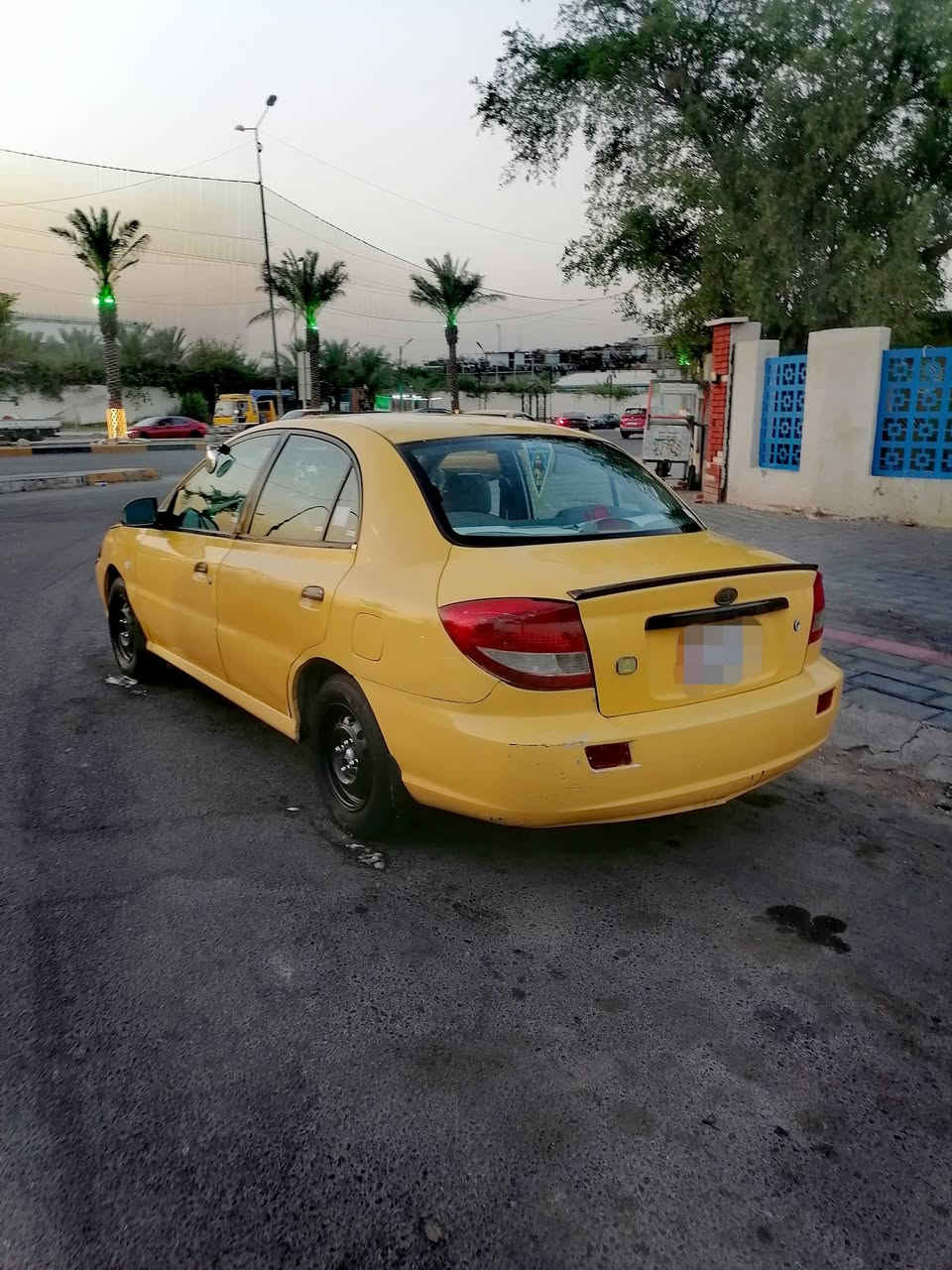 السلام عليكم كيا ريو موديل ٢٠٠٩ الشركه العامه محرك ١٦٠٠ كير عادي تبريد ثلج تخم قوايش تخم بلك واير فيت بم تخم نوزل صدر جديد السياره عليه ادامه عامه مصفره هيئه وغرامات رقم بغداد دولي مكفوله السياره السعر ٤٥ وبيه مجال العنوان بغداد الشعله ***********
