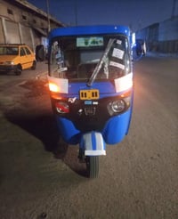 تكتك موديل٢٣بعده زيرو رقم وسنويه نكليزي كفاله عامه السعر8ونص مجال قليل...