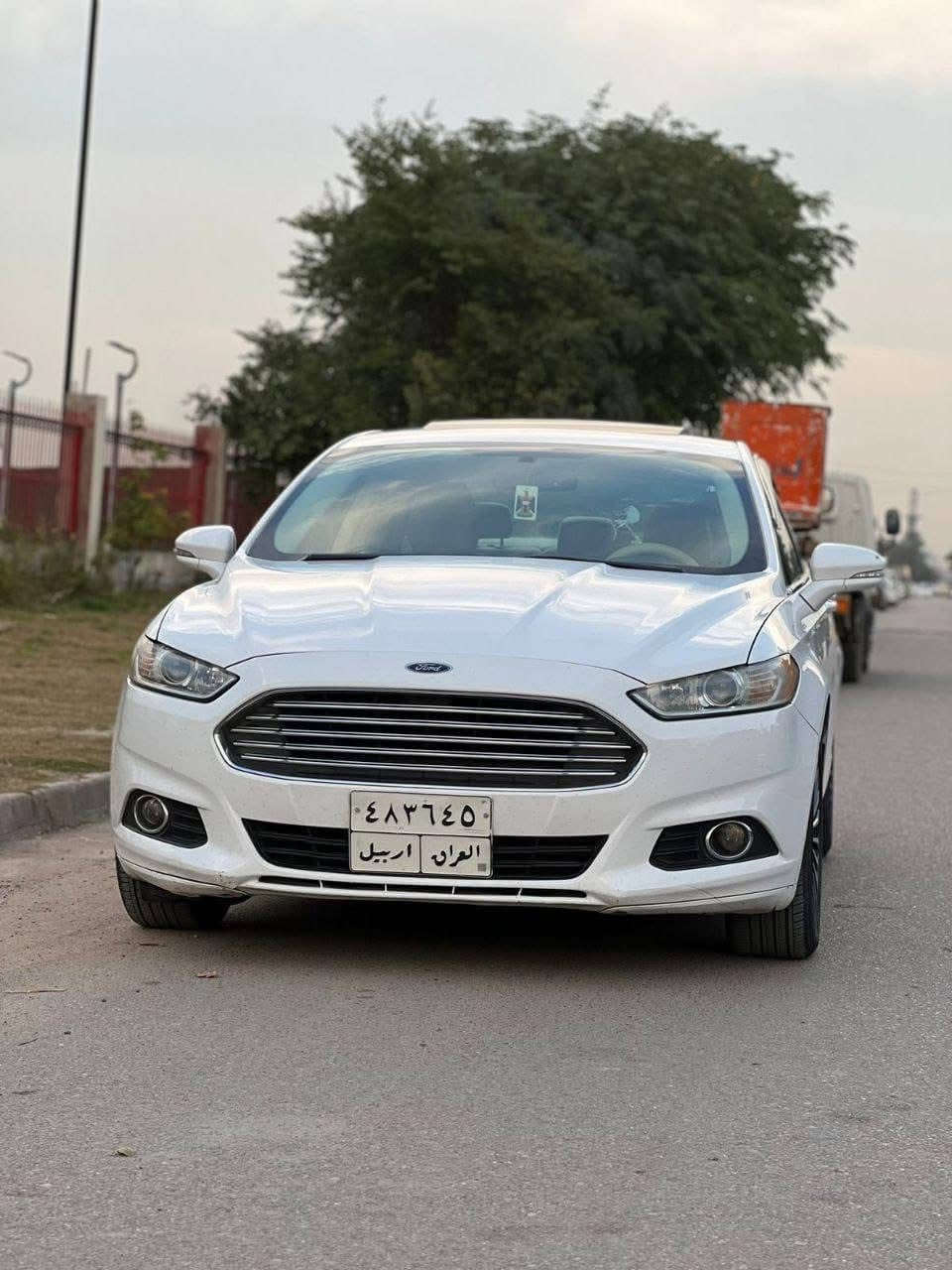 السلام عليكم
فورد فيوجن  2015 فول  الفول موصفات 
محرك 1.5 تيربو 
وارد امريكي كلين بدون حادث 
فئة ال se فتحة سلايد روف 
كشنات جلد تدفئة 
تحكم جام عن بعد 
سايد بريك بصمة 
شاشة دوارة 
اشاير بلمري 
ويل كب فراشة 
كشنات تخزين ومساج 
باب رمز 
لون ابيض
تبريد ❄️ ثلج 
وبعد هواي موصفات بيهة 
رقم اربيل موجودة وكالة وتحويل 
سيارة حلوة وخير من الله 
سعر 107 وبيهة مجال 
مكاني بغداد الغزالية 
***********
