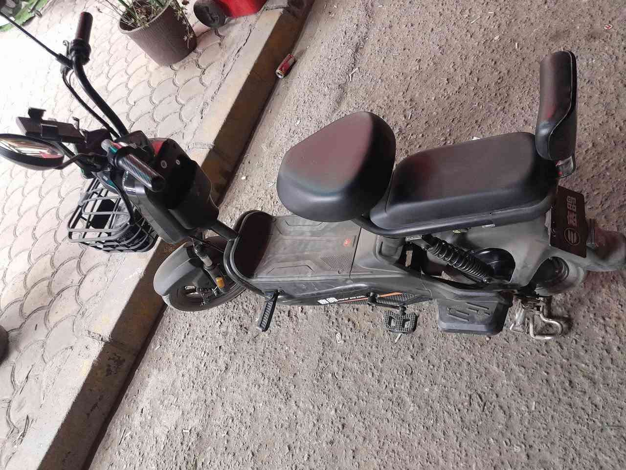 سلام عليكم باسكل شحن للبيع نضيف نضافته١٠٠ /١٠٠ مكاني كربلاء سعره٢٥٠ وبي مجال متوازي عله بيعته ***********
