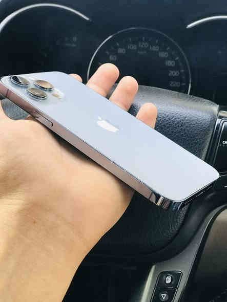 سلام عليكم 
للبيع ايفون 13برو ماكس 
ذاكره 256. بطاريه 81
الجهاز شرق اوسط 
دبل خط 
فيس ايدي متوقف 
السعر 450 وبي مجال 
استفسار اكثر اتصل 
***********
عنوان بابل محاويل
