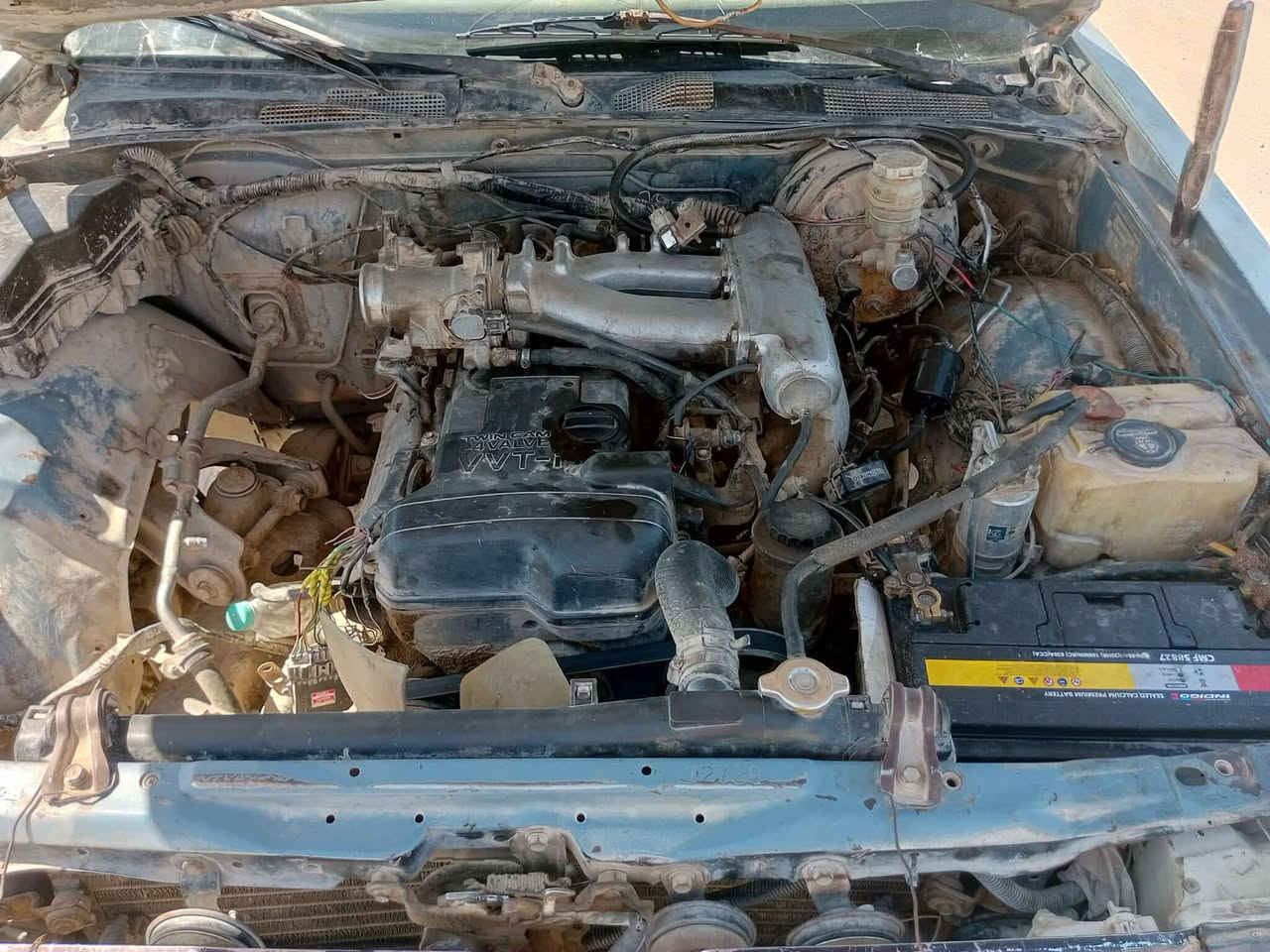 سيدان للبيع مااعرفه راعيها اتكفل من السرقه مكينه وكير ففتي جدد حاليا كاطعه نار السيارة ابيع هل موجود السعر 8 قفل المكان ذي قار سوق الشيوخ 
***********
