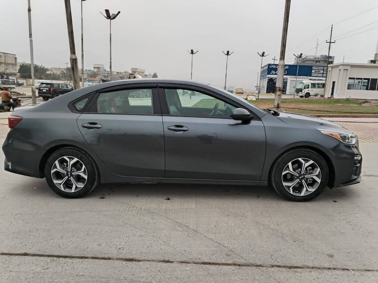 كيا فورتي 2019 رقم بغداد الجديد بأسمي
رادار امامي 
حساسات 
شاشه وكامره وتحكمات فول
تبريد تدفئه شغال وجاهزه 
سياره صدر جديد جواه تخم تاير جديد
سياره ماشيه 57
صور الحادث بالمنشور جاملغ خلفي فقط
***********
مكان بغداد
135 وبيه مجال للطيبين
