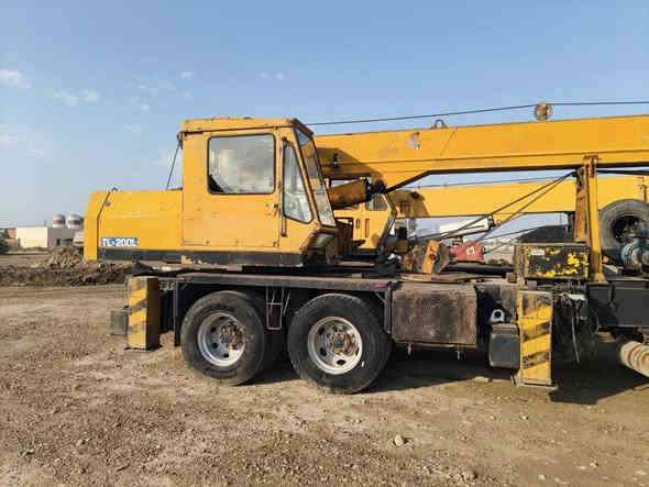 السلام عليكم كرين طوكيو للبيع ١٦ طن موديل ١٩٧٩
السعر ١٢٥ تخم تاير جوبلس جاهز للعمل
***********
***********
