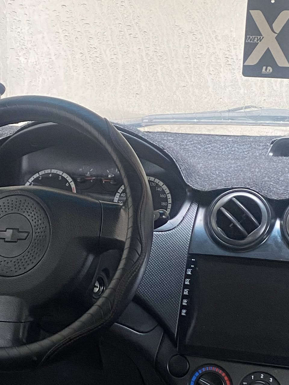 السلام عليكم
افيو خليجي المرغوب للبيع
موديل2008
كفالة عامه شرط فحص
سياره محرك 16شرط
كير دبل طخم جديد تايرات جديد 
صبغ بيها فقط يم بكلايت يمين 4اصابع وكفاله باقي شركه
كابون بانزين اني شرعي وباسمي شرط تحويل  سعر 75ومجال بسيط جدا للاتصال على الرقم ***********
