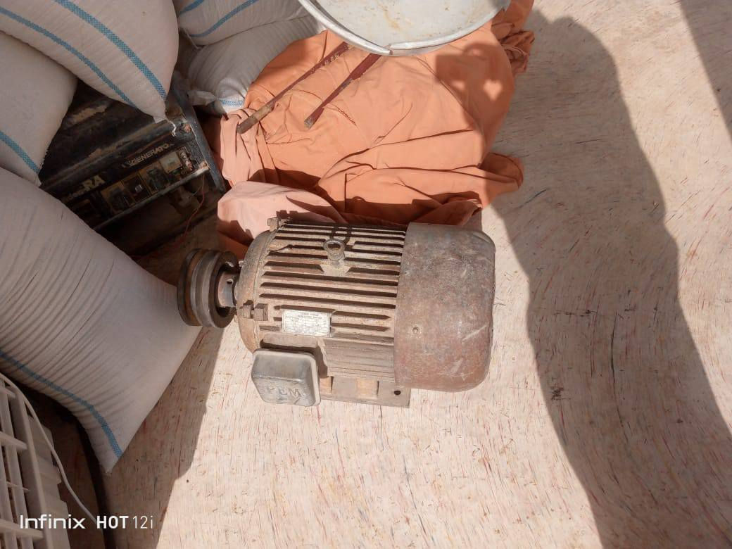 البيع ماطور ٢٥ حصان شغال
للأستفسار الاتصال على الرقم ***********//***********
