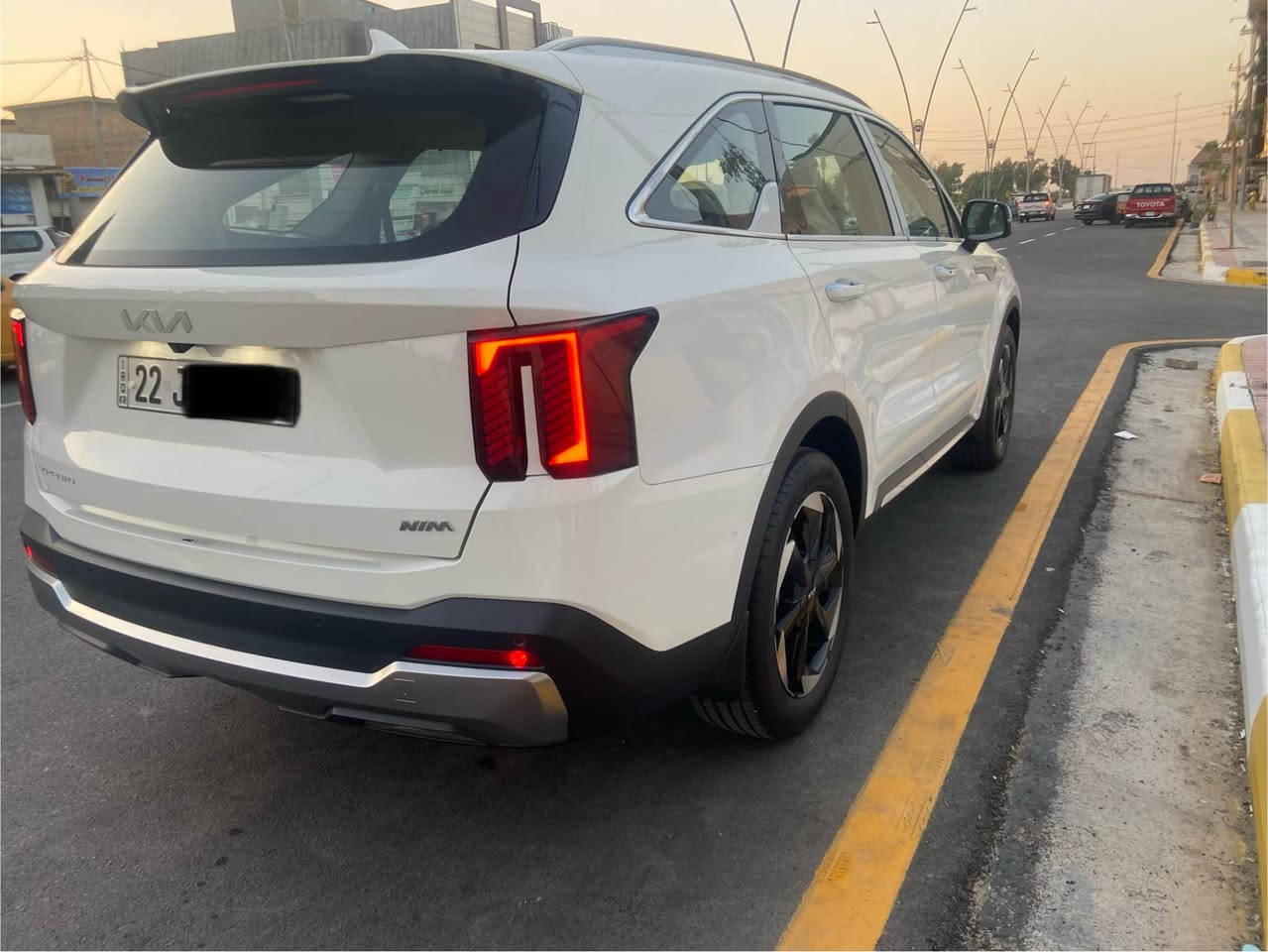 سورنتو 2024 4 سلندر 
عداد السيارة 50الف KM
رقم اربيل بااسم شركة الراوي
كفالة عامة كلش نضيفة السيارة 
الهاتف / ‭***********‬ بغداد, العراق
