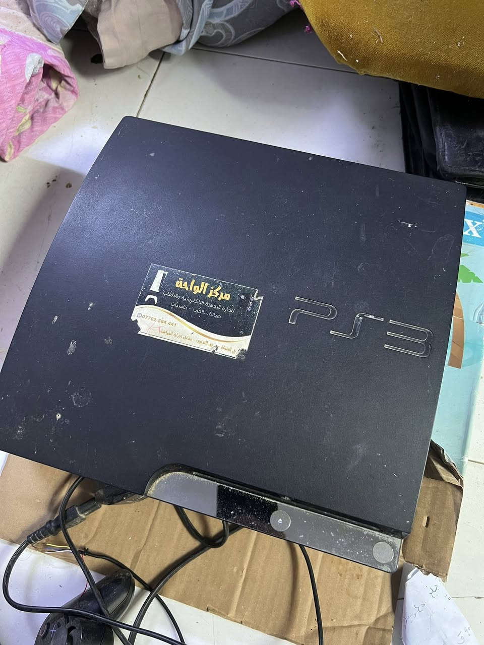 السلام عليكم بلي ٣ وياه جوستك و٤٠ لعبه  سعرهه ١٠٠ مكاني بغداد الشعب ***********
