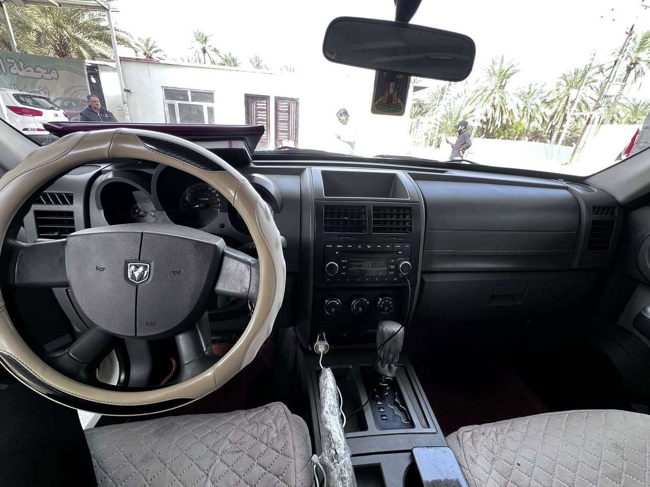 سياره دوج نيترو للبيع
سياره كير ومحرك جديد تبريد شغال 
السعر 65
عنوان كربلاء ***********

