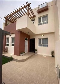 مجمع بوابة النجف • ١٦٠م • طابقين