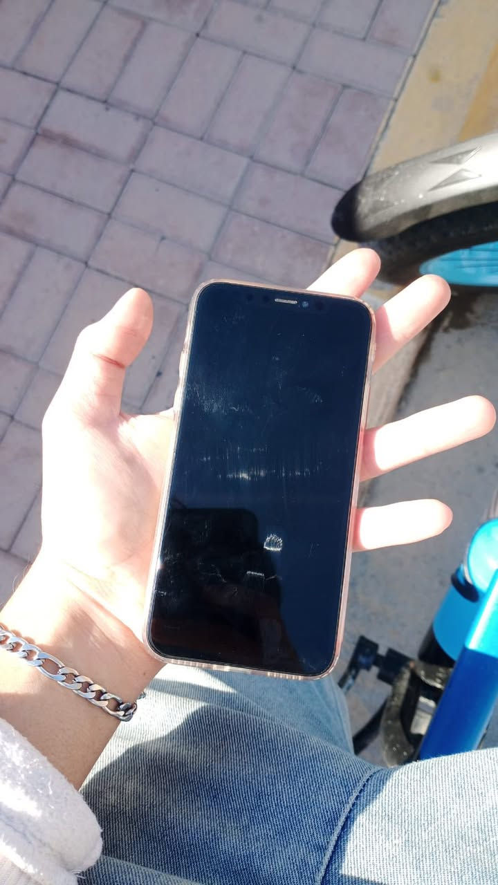 ايفون اكس للبيع
متوقف فيس ايدي بس جهاز نضيف 
بطاريه مبدله 100🔋 سعره 110 وبي مجال


**إذا كنت صاحب هذا الإعلان وتريد حذفه لأي سبب، رجاءا أرسل رسالة إلى الدعم الفني**