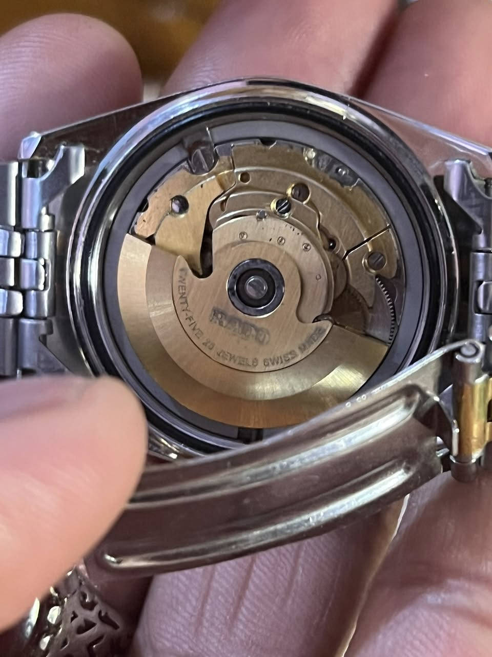 سلام عليكم رادوِ فنتج (1975-1985) للبيع رقم ***********
