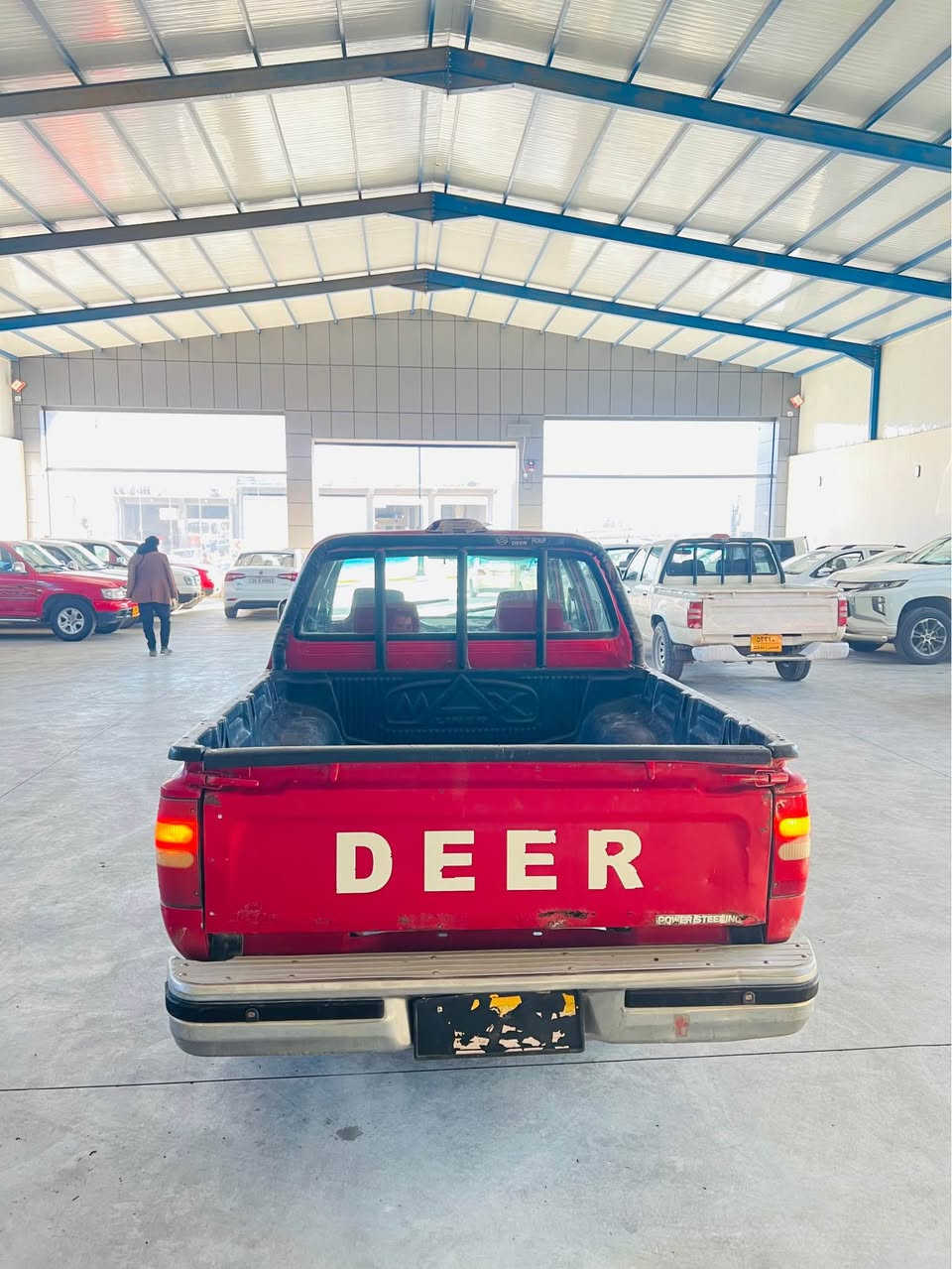 پیکاب دێر 2009 مەنەفیست ئەسلی 
دوو پارچە بۆیاخ
***********
*********** سوران, أربيل
