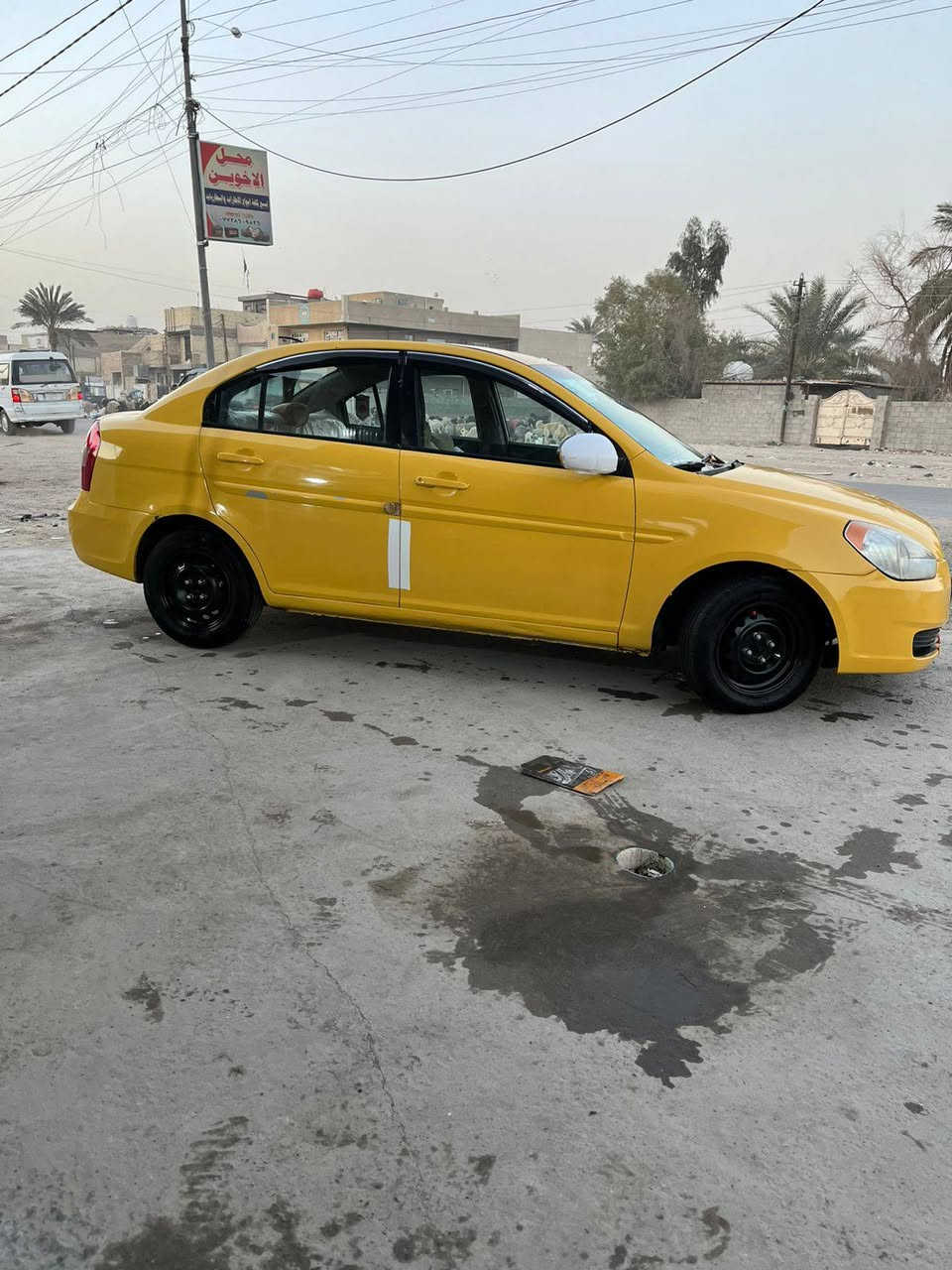 السلام عليكم اكسنت 2009بيهة جاملغ سائق وصبغ عام مصبوغه ضربه بل بنيد خفيفه بدون دواخل بيهة خيط تبخير بدون تنقيص السعر خاص مكان السياره البياع وهذا رقمي ***********
