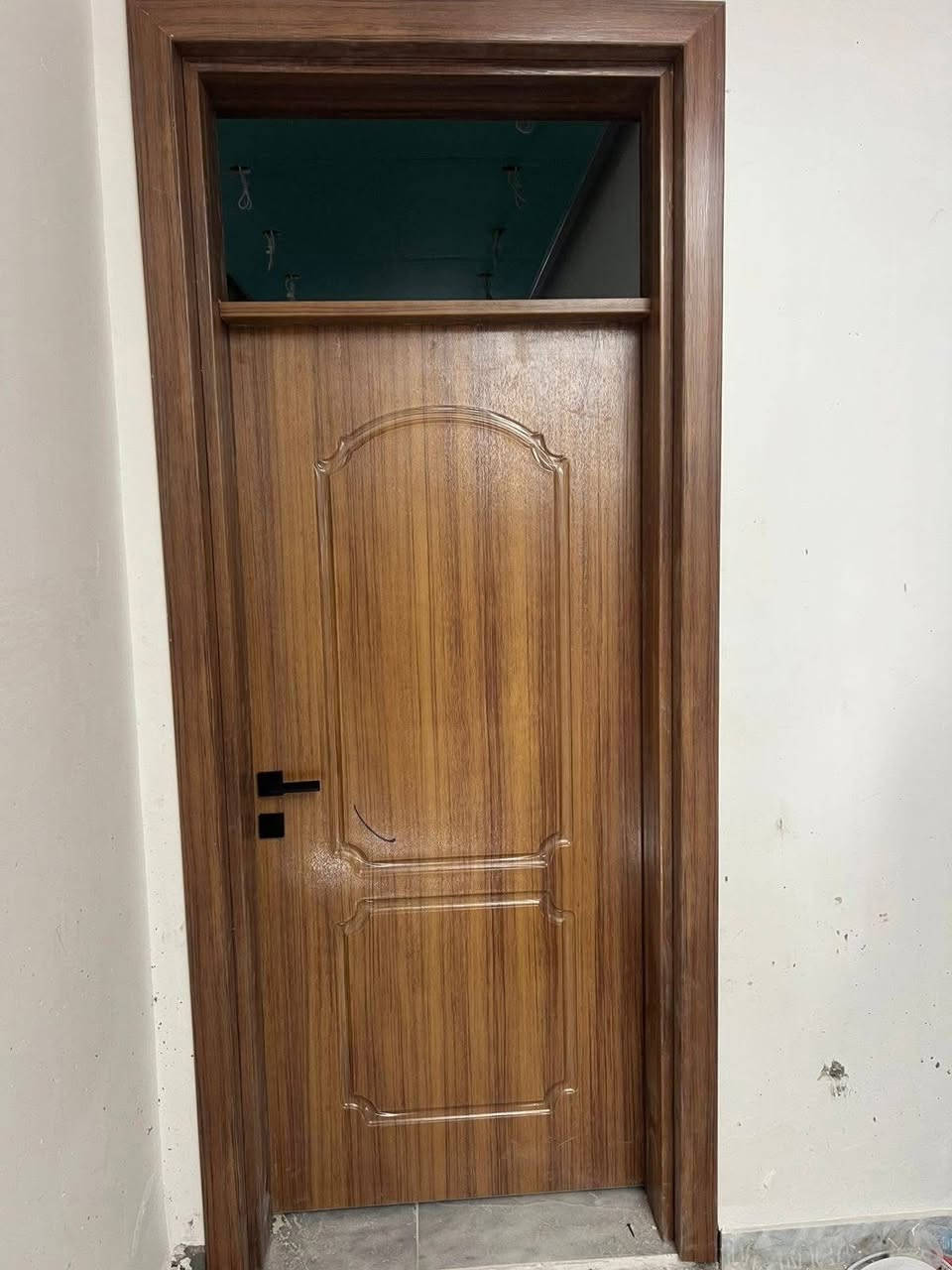 السلام عليكم يتوفر ابواب داخلية تركي ب 190 الف كامل مع الشد يتوفر جميع القياسات 🚪والألوان والنقشات للاستفسار اكثر مراسلة الصفحة او الاتصال ***********
