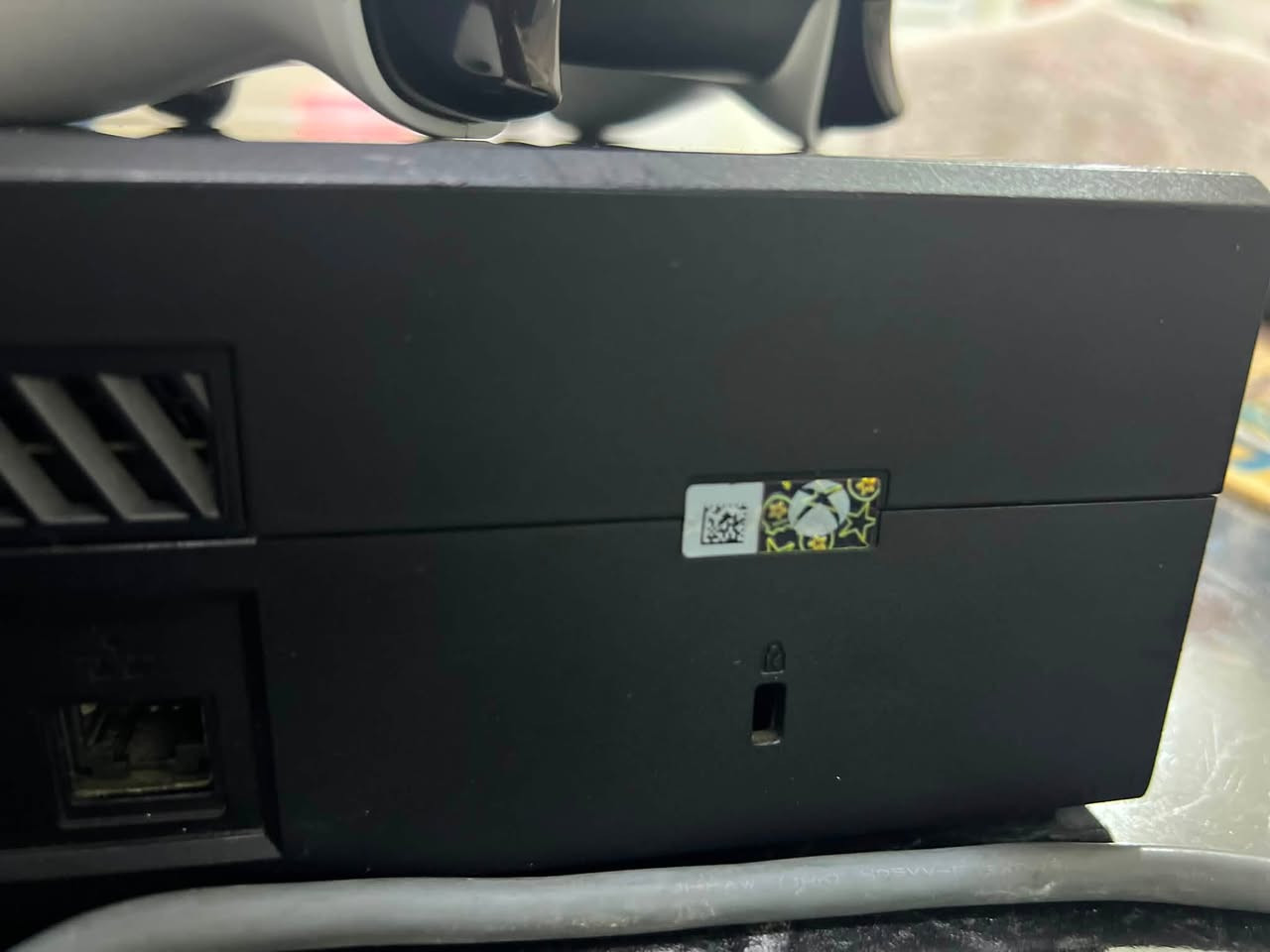 🎮 XBOX ONE FAT -

 الذاكرة: 500 جيجابايت.

: الجهازلوك ستيكر  ما مفتوح

 الملحقات: يحتوي على 2 جوستك

 الألعاب: ألعاب مملوكة حساب/مكتبة تشمل 3 أجزاء من سلسة Call of Duty: Black Ops الشهيرة.

💰 السعر:135 ألف (وبيه مجال).

📍 العنوان: بغداد.
🚚 التوصيل: متوفر لجميع المحافظات.

للتواصل والاستفسار، يرجى المراسلة على الخاص أو الاتصال على الرقم: [***********]
