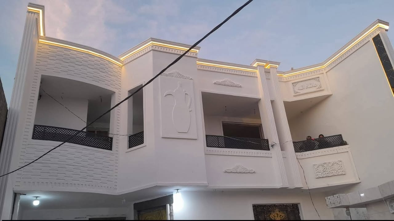 شغلنا غير مانحجي ونمدح شغلنا يحجي بمكانه
*صبغ خارجي داخلي 
* مغربي  بكل التصاميم
* بناء من الصفر 
* ترميم واعادة تأهيل البيت 
*للأستفسار ***********
