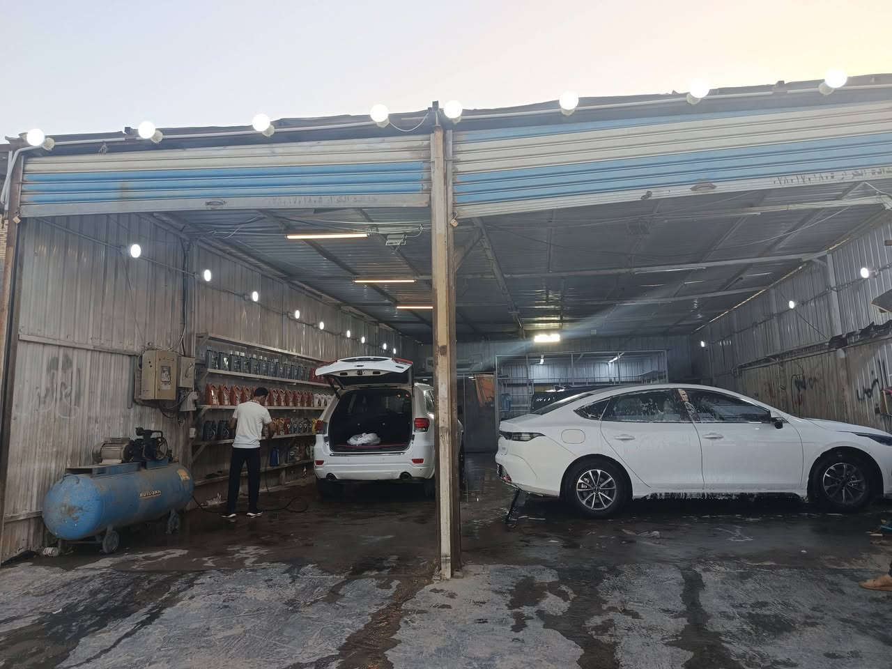 محطة غسل معروض للبيع كامل من كافه المحتويات عنوان الناصريه شارع المدينه المائية قرب عقارات المثنى الاستفسار الاتصال عل الرقم شراي يتصل ***********
