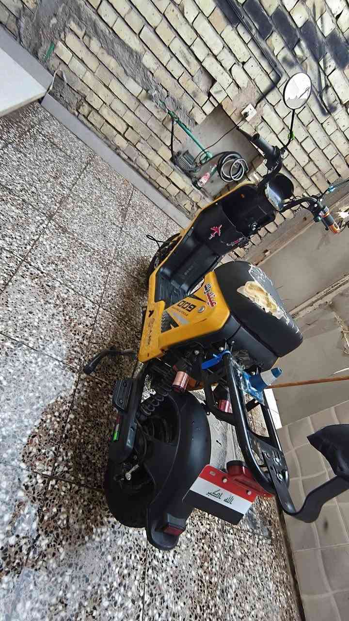 دراجه شحن R 900  خمس بطريات جهزه  من كلشي تيرات بطريات كهربيات  كله جديد شحنه اصليه جديد مكاني الشعب 
الشراي يتصل ويدلل السعر  400 بيه مجال للشراي  مراوس يرهم 
***********
