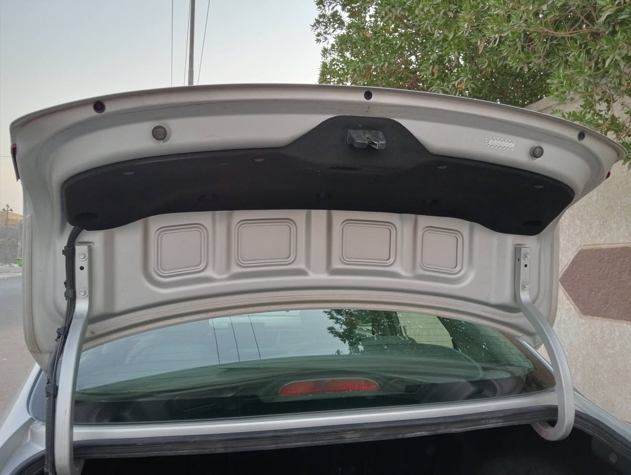 السلام عليكم للبيع  كيا ريو موديل 2021 وارد امريكي كفاله عامه محرك 1600 دوش المرغوب رقم بصره حره باسمي المكان البصره شط العرب السعر 120 للاستفسار ***********
