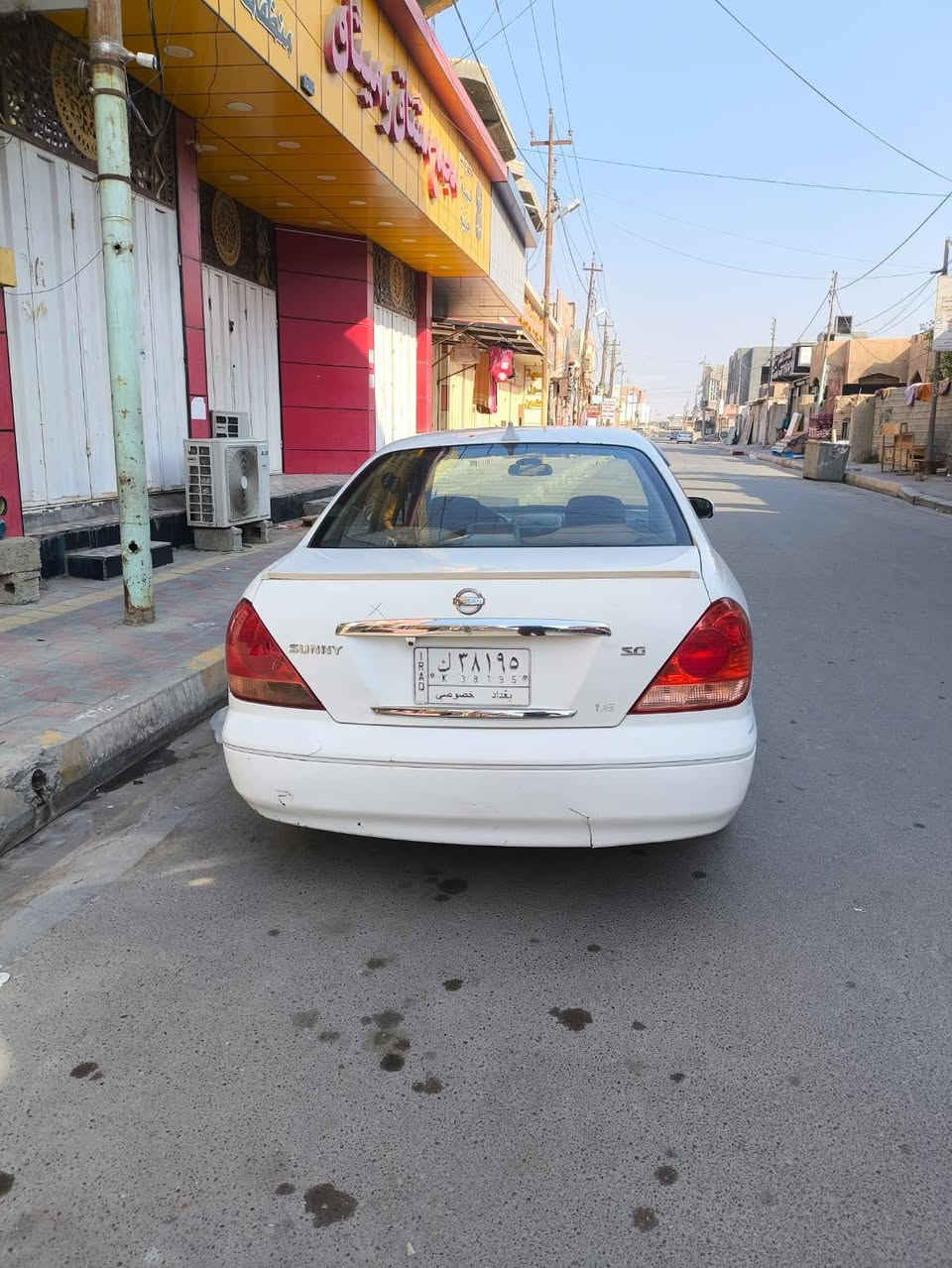 سني موديل ٢٠٠٤
رقم بغداد
كير اوتو
لون ابيض
تخم تايرات جديد راديتر جديد باتري جديد ادامة جديدة للمحرك السيارة بيها طخه بالجاملغ الايسر معدل بارد فقط بدون صبغ سيارة جاهزة من كلشي  متصرف عليه ربع


**إذا كنت صاحب هذا الإعلان وتريد حذفه لأي سبب، رجاءا أرسل رسالة إلى الدعم الفني**