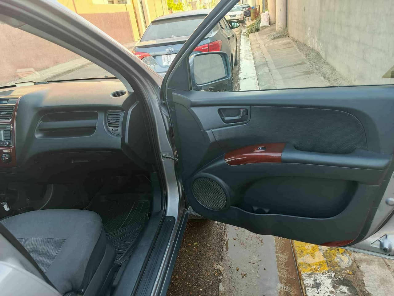 السلام عليكم

مكلف بالنشر مكلف بالنشر رقم صاحبها ***********

سبورتج موديل 2009
مكفوله كفاله عامه رقم اربيل
سعر 130وبيها مجال
مكانها فلوجه
