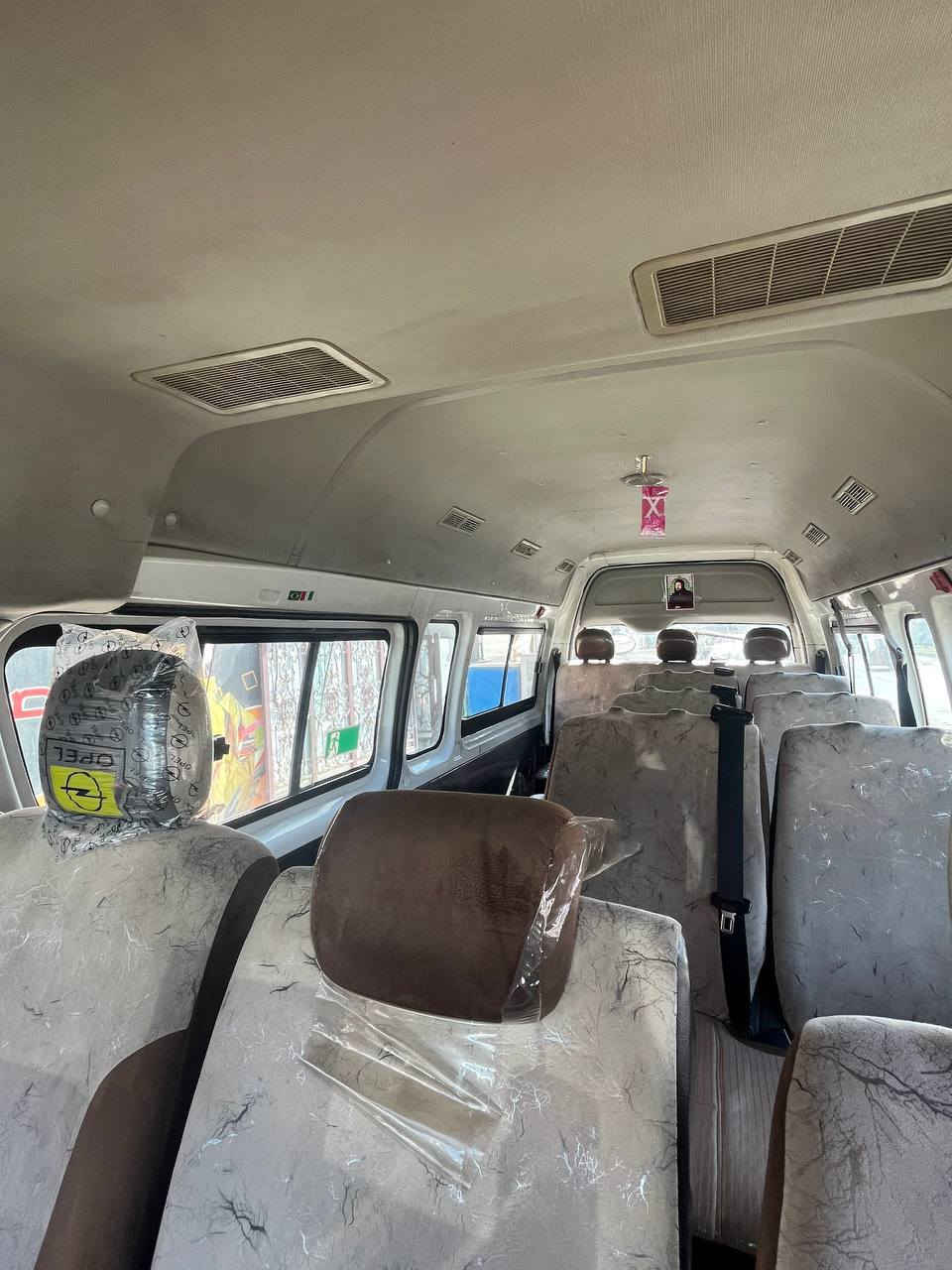 السلام عليكم فوتون سي تو  2017 دخول 19 كير مكينه شواصي صدر تخم تاير كله كفاله شاشه درع شمالي كشنات تبريد ويه السويج كرنفال  السيارة كفاله من الصبغ بيها طخات كما موضح بصور السعر ١١٠ وبيها مجال اتصل وتدلل بغداد مدينه الصدر الحبيبهه
***********@
