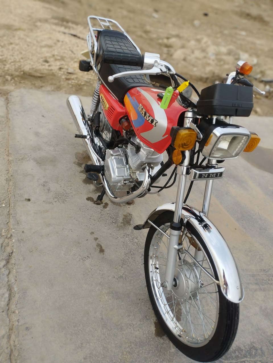 سلام عليكم دراجه تعمير شاصي ارشه موديل 2014 ولباقي2025لسعر مليون وميه وخمسين ***********
