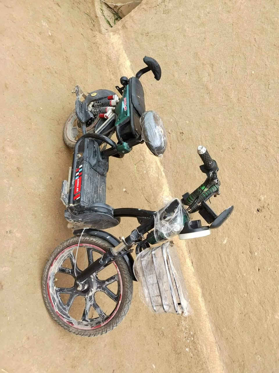 ماطور شحن للبيع سعر 200 بطارياته هابطه عنواني موصل قضاء مخمور


**إذا كنت صاحب هذا الإعلان وتريد حذفه لأي سبب، رجاءا أرسل رسالة إلى الدعم الفني**