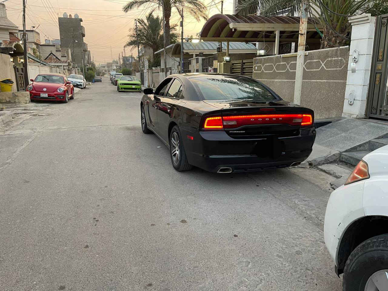 سلام عليكم ✋
جارجر 12 سليمانيه سنويه جديده تحويل مباشر
الضرر جاملغ خلفي كلش بصيط وتكمه الماميه تصليح 
ويل 18 خليجي 
مكينه وكير جديد 
الخاص ماكوو تصال 
***********
***********
مكان سياره العماره
السعر 145
