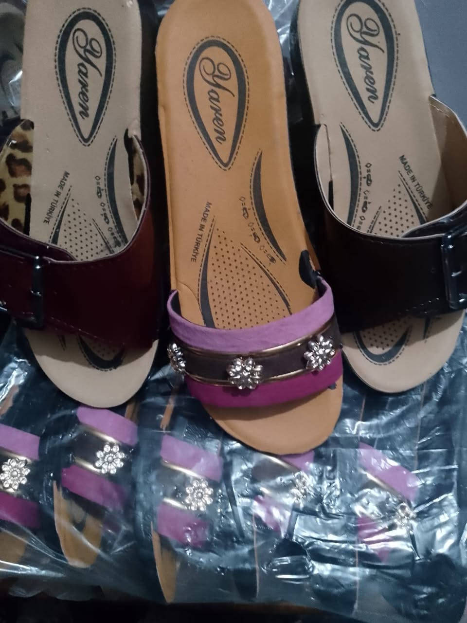 العدد 1400 زوج. نخب اول نسائي. تركي.  120 درزن.   السعر.  20 الف.   للدرزن.       الموقع.  البياع.     للمعلومات ماسنجر


**إذا كنت صاحب هذا الإعلان وتريد حذفه لأي سبب، رجاءا أرسل رسالة إلى الدعم الفني**