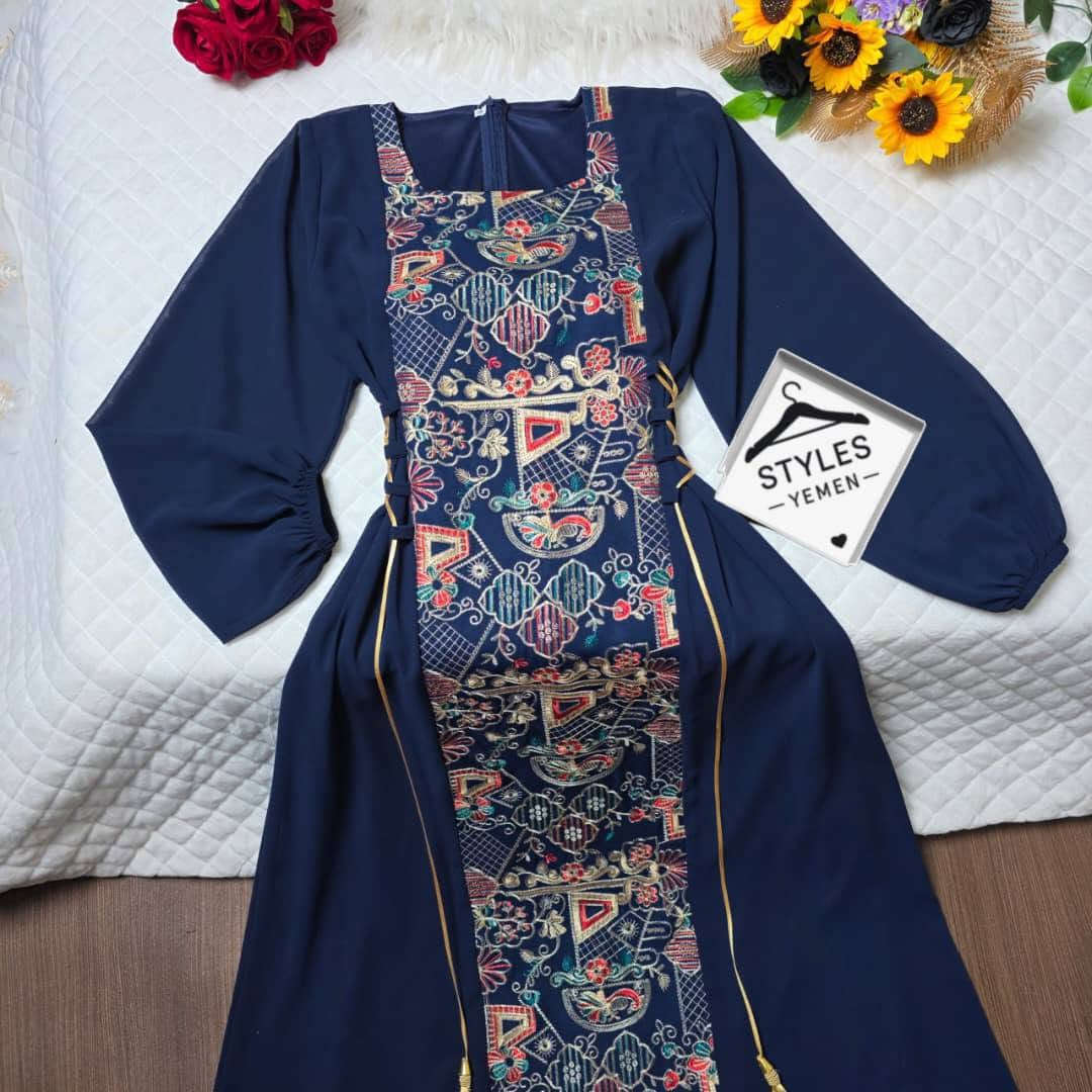 👑

*وصل شي خرااااافي💃*
    
*🌹اطلالتك الجميله رح تكون هنا🌹*
*مع هاذي الجلابيه الفريده من نوعها والمميزه بلبسها🫠*

*تتميز الجلابية ب خصر مزموم ربطات جانبيه طويله مع بكلات هذابل* 
*نقشه تطريز كمبيوتر🖥️ فضيه وذهبيه🌷*
*مع بطان داخليه طويله*
*اكمام فضفاضه مقبوضه شكل خرااااافي🤩*
*لإطلالة أنيقة ومغرية مناسبًا لمختلف المناسبات،*
 *والخرجات اليومية و السهرات الخاصة❤‍🩹*
-------------
*👌تتميز بقماشها الشيفون المحبب الناعم والمريح*

*ولها لوان جميل🌹*

*لديها مقاسات m // L // XL // XXL*
*⚖️تلبس من 40 الى وزن 90 بالراحه*

*_طبعآ شغل محلي جودة وعمل نضيف بعنايه ودقه عاليه✍️_*

*💸السعر عمله قديم 6000*
*💸السعر عمله سعودي 43*

🌹🌹🌹🌹🌹🌹🌹🌹
*تصوير بالطبيعيه على أرض الواقع*

#_772214645
رابط مجتمعنا واتس 
https://chat.whatsapp.com/BiwH683Ra7O5f1dO5w75uN
رابط قناة واتس 
https://whatsapp.com/channel/0029Vb7c14l0LKZ9sPEY9m0G


**إذا كنت صاحب هذا الإعلان وتريد حذفه لأي سبب، رجاءا أرسل رسالة إلى الدعم الفني**
