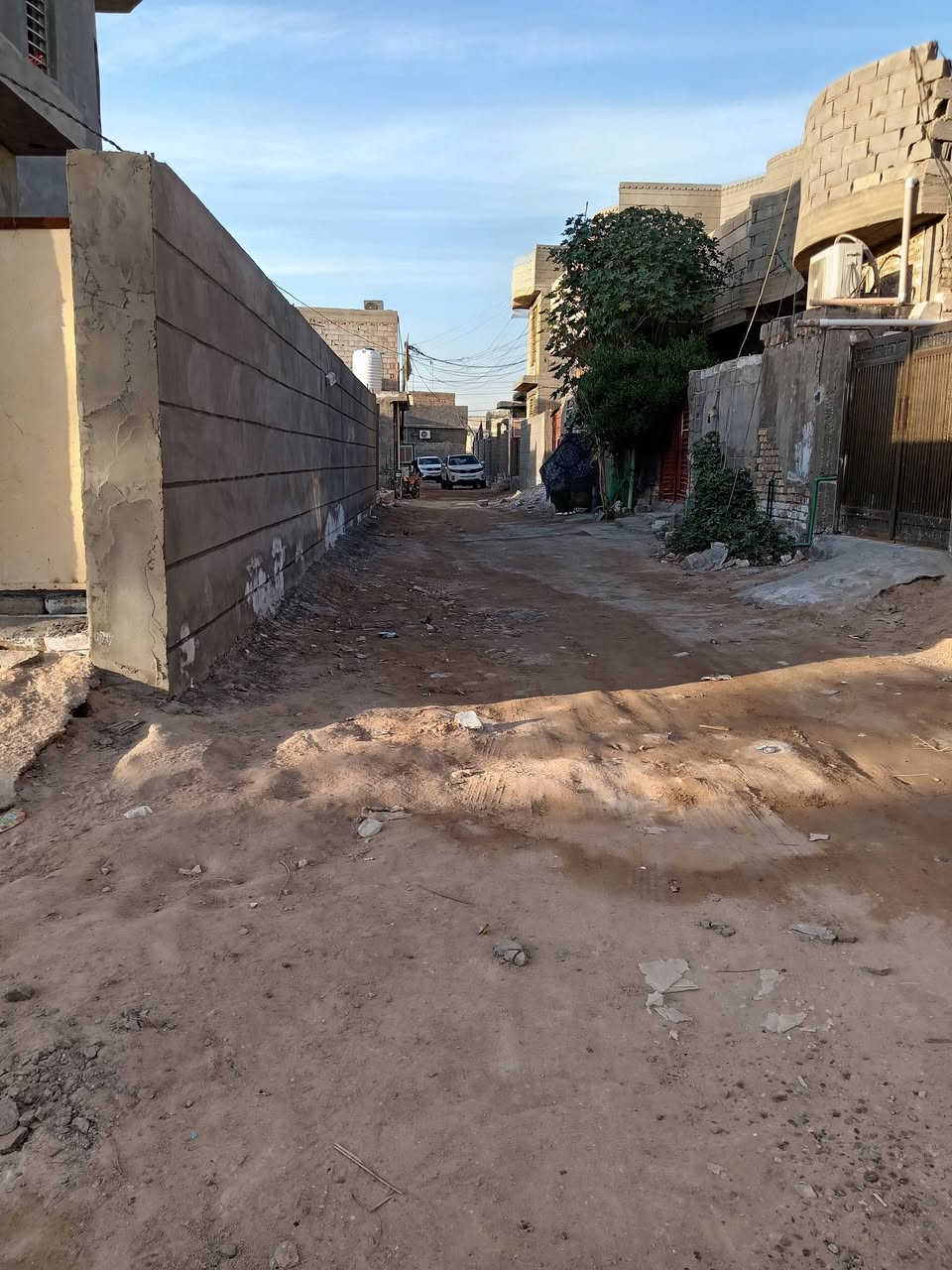 السعر 18
قطعه للبيع المساحة 100م مربع سند 25 الموقع جداً ممتاز كربلاء طويريج قرب الجسر مال شط الله
للاستفسار اكثر مراجعة مكتب ابو فهد في حي الجمعيه الشارع الوسط مجاور باب مجمع الملاعب او الاتصال على الرقم ابو فهد ***********
***********
