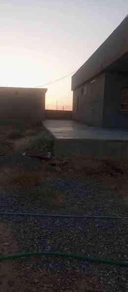 السلام عليكم/ بيت للبيع الموقع الشرقاط(السكنيه) مساحه الارض 1000 متر زراعي يتكون البيت من ربعه +استقبال +ثلاث غرف نوم +مطبخ +صحيات داخليه و خارجيه +مخزن خارجي/ السعر المطلوب 50 مليون قابل للتفاوض للاستفسار اكثر اتصل على هذا الرقم *********** بي وتساب والخاص مفتوح
