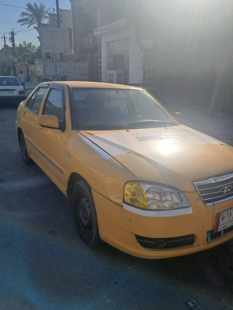 سلام عليكم شيري كوين سياره جاهزه من رقم بغداد كل نقص مابيه ماعده كير رابع وثالث ماجي باقي كله جاهز تاخذه ربع ماذب عليه بس كير سياره عليه غرامات ١٣٠٠ طبعن ينزل من سعره سياره عارضه ٣٣ بيه مجال مكان سياره بغداد الجديده ***********
