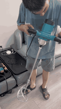 🔌 خلاط قوي بـ 2100 واط يخبط حتى المواد الثقيلة مثل جص  والاسمنت بسهولة!
⚙️ سرعة متغيرةتتحكم فيها حسب شغلك، مع يديين مريحين ما يسببولك تعب حتى في المهام الطويلة.
.
🌀 مروحة من الحديد المقاوم،وسلك طويل 150 سم، ويجي معاه فحمات احتياطية ومفتاح خدمة مدى الحياة.

💰 السعر: 38,000 دينار فقط
🚚 التوصيل مجاني لجميع محافظات العراق

للطلب :*********** وتساب

لا تفوّت الفرصة…

شغلك يصير أسهل، 😍

#دريلخلط #أدوات_بناء #خلط_القيمة #هريسة #ورشة
#شغل_نظيف #توصيل_مجاني #عراق
